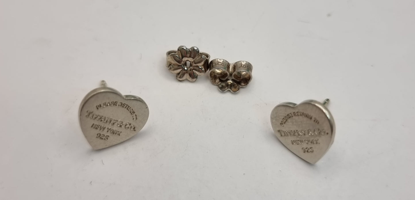 Tiffany&co heart tag stud earings