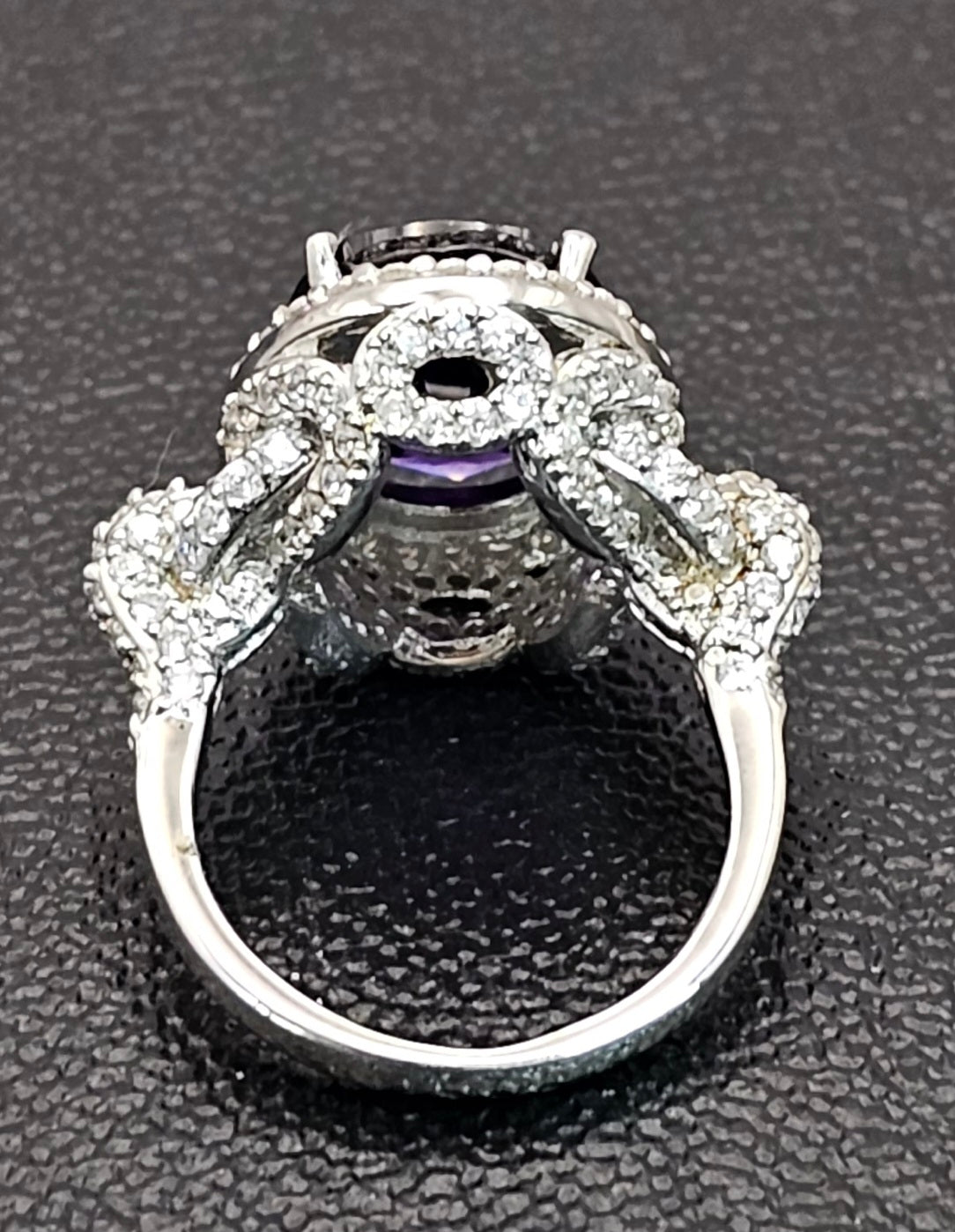 Amethyst silver ring