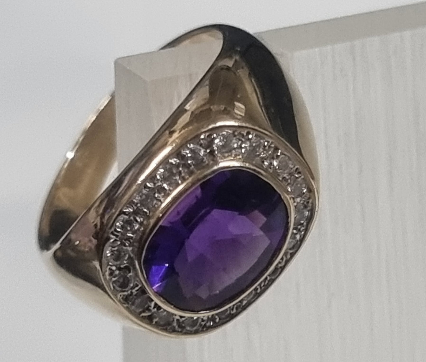 9ct Yellow Gold Amethyst and Diamond Ring