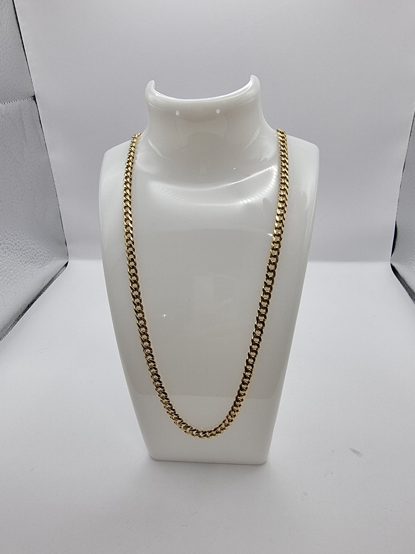 18Ct yellow gold Cuban Curb Link Solid Chain