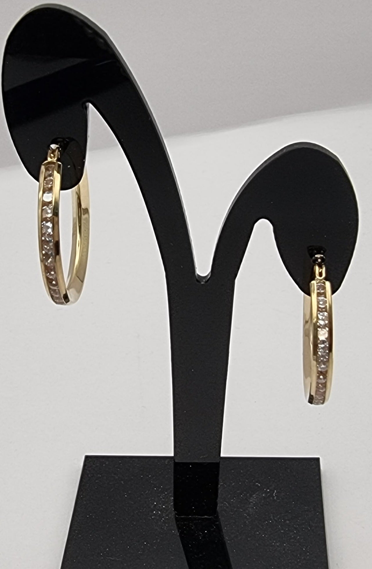 9kt gold Hoop earing